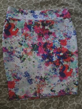 Thalia Sodi Multicolor Watercolor Pencil Skirt